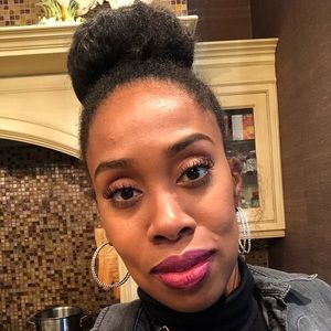 Meet your Posher, Taniesha